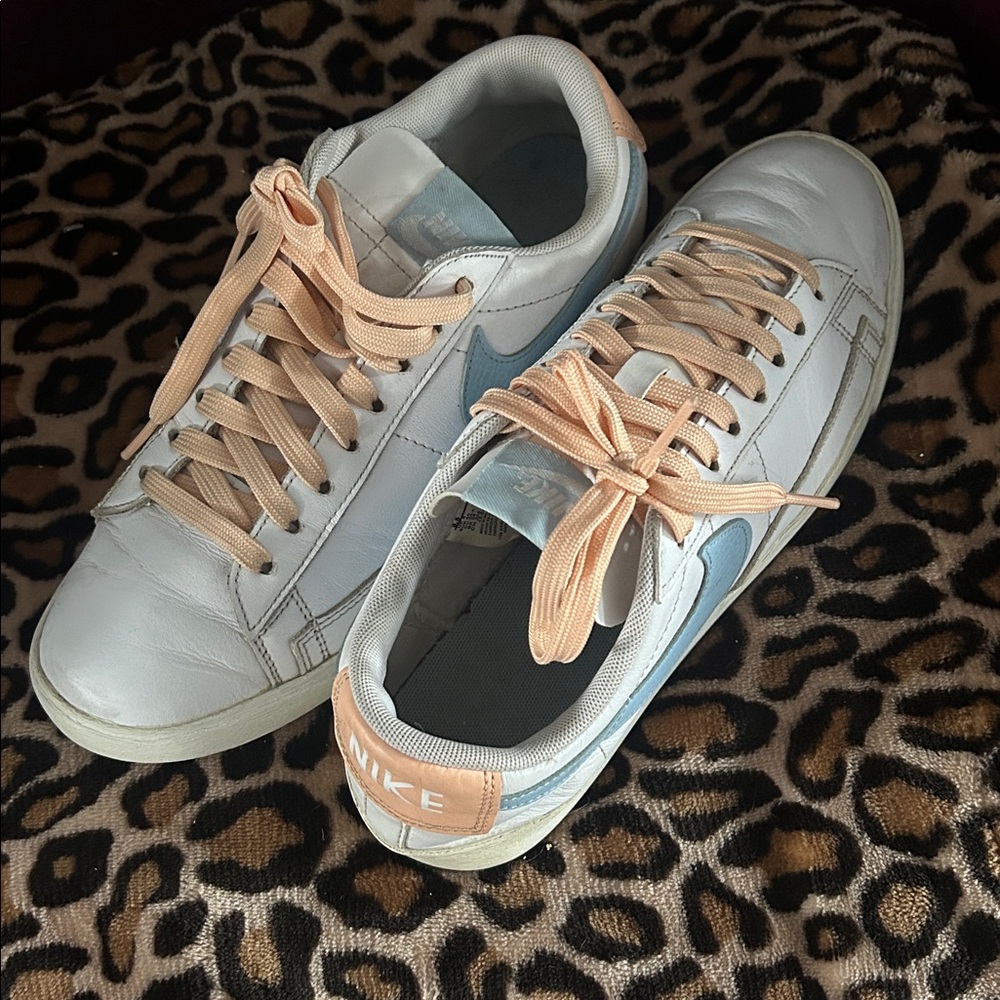 Nike White Peach and Blue sneakers